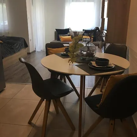 Home Apartment Apartman Sopron