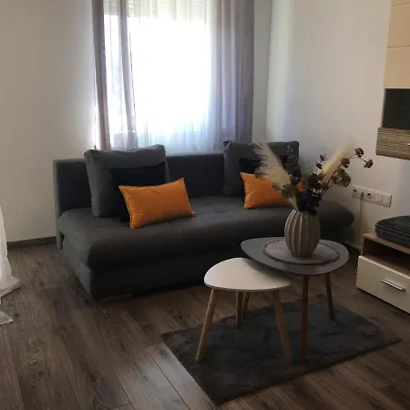 Home Apartment Apartman *
